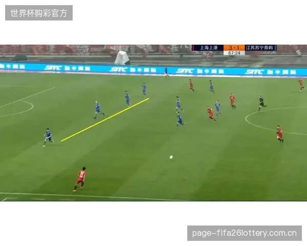 李刚仁在巴黎坐稳轮换位置,其在狭小空间内的处理球能力将为韩国队提供战术价值。 李刚仁在巴黎坐稳轮换位置,其在狭小空间内的处理球能力将为韩国队提供战术价值。